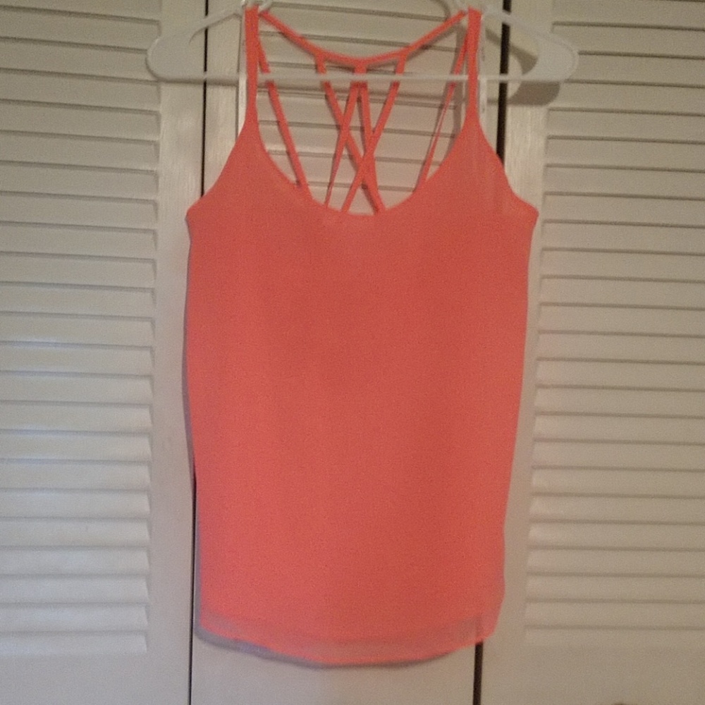 Ellegant strappy top